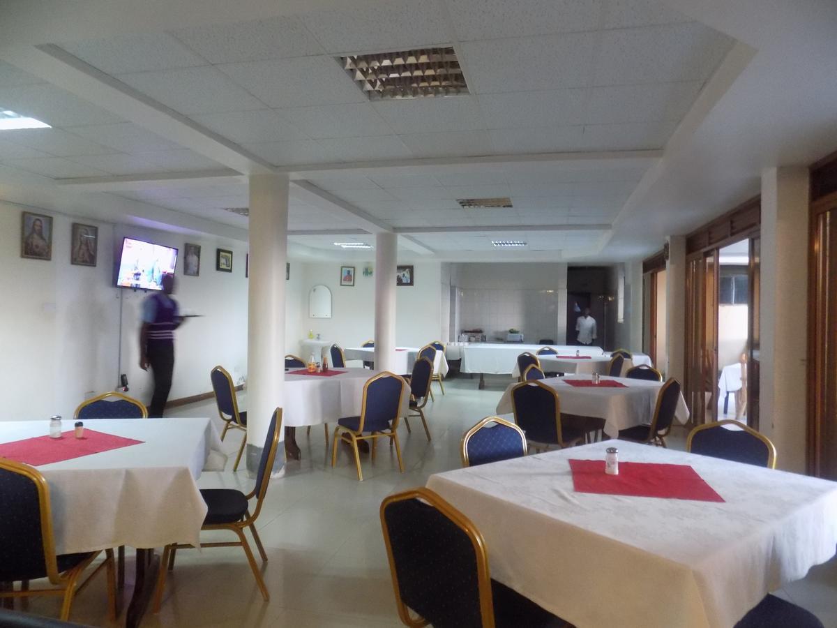 Kayegi Hotel Mbale Zewnętrze zdjęcie