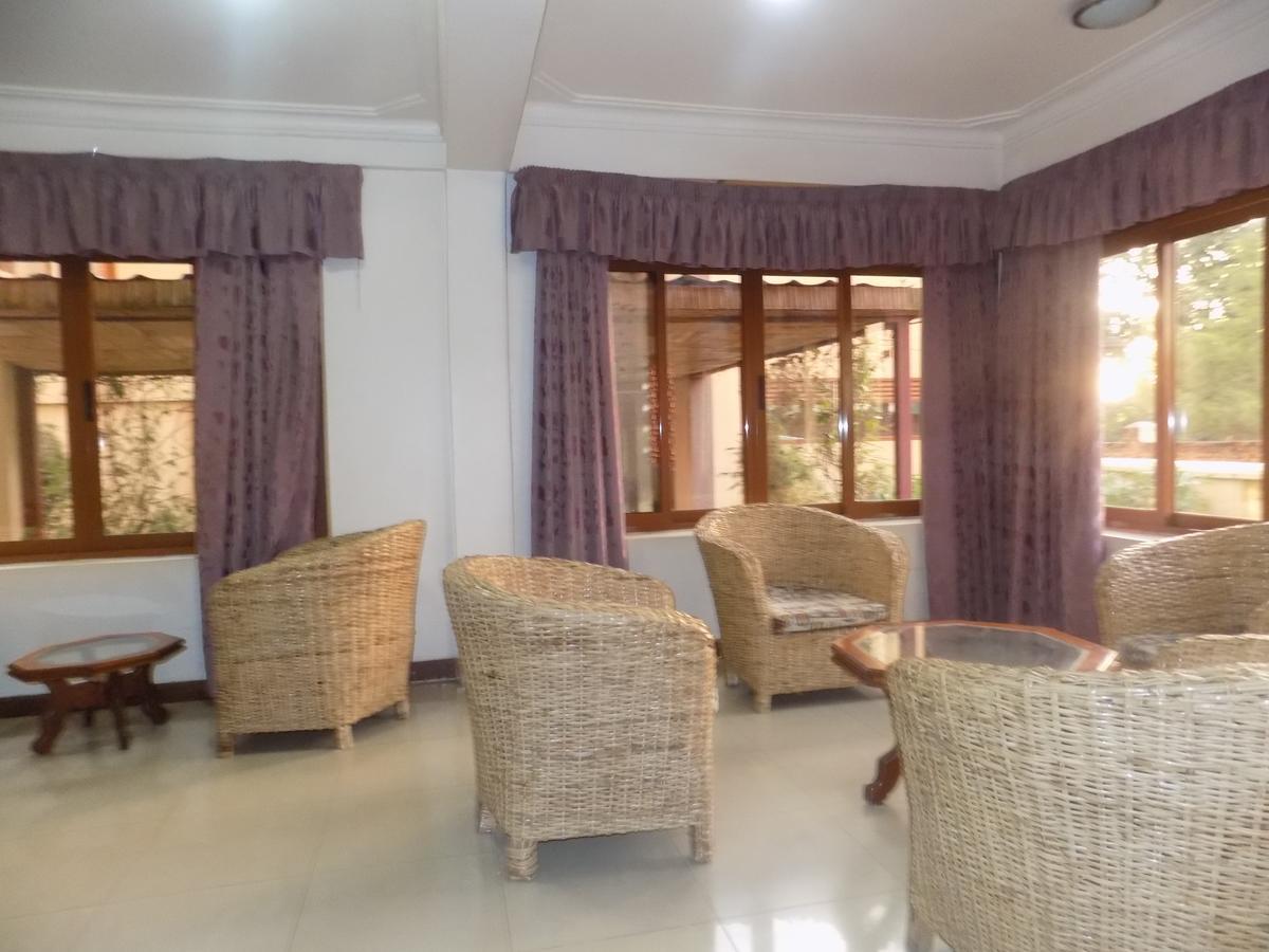 Kayegi Hotel Mbale Zewnętrze zdjęcie
