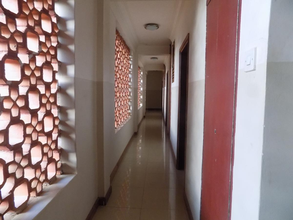Kayegi Hotel Mbale Zewnętrze zdjęcie