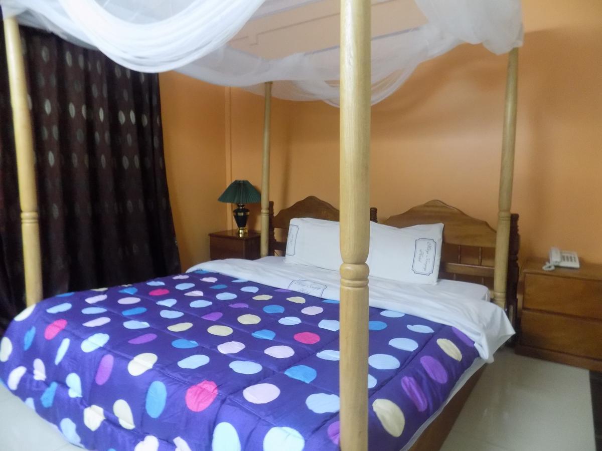 Kayegi Hotel Mbale Zewnętrze zdjęcie