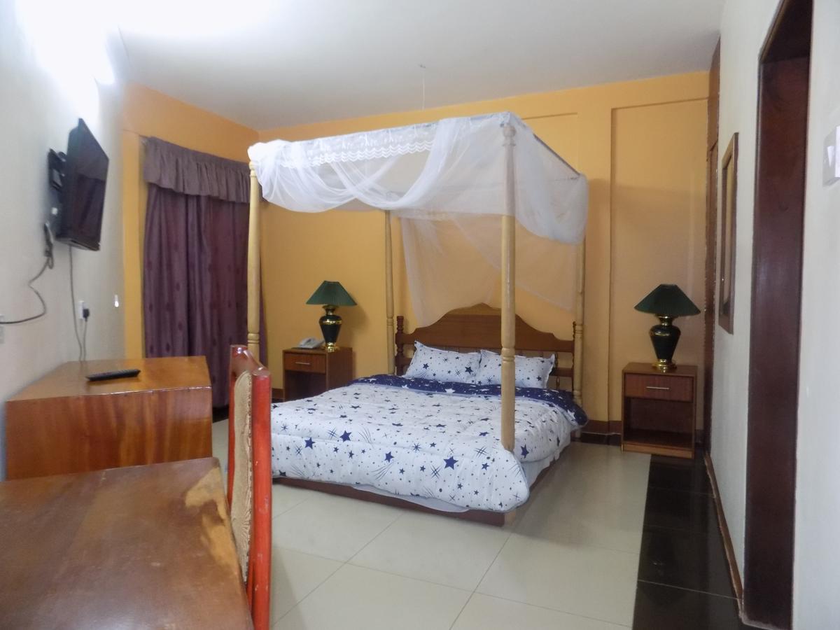 Kayegi Hotel Mbale Zewnętrze zdjęcie