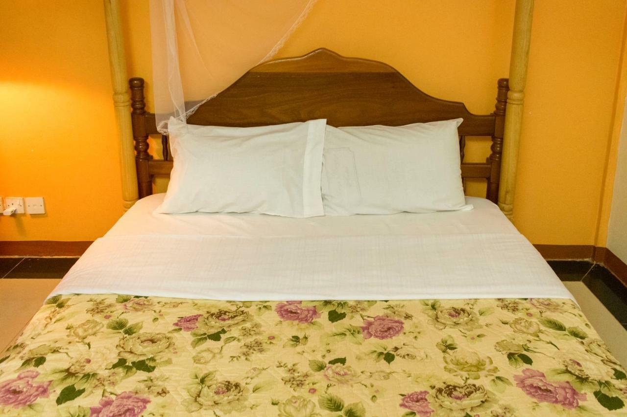 Kayegi Hotel Mbale Zewnętrze zdjęcie