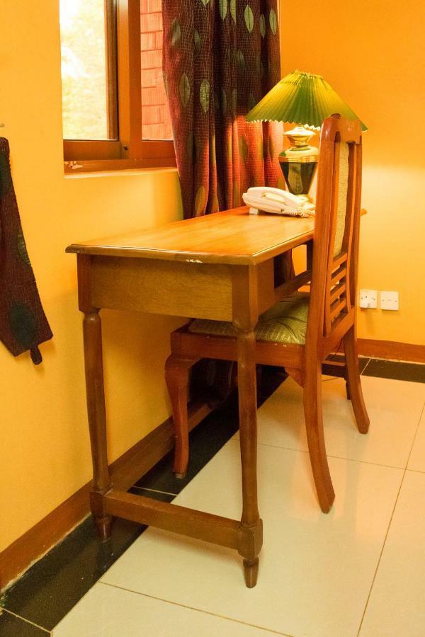 Kayegi Hotel Mbale Zewnętrze zdjęcie